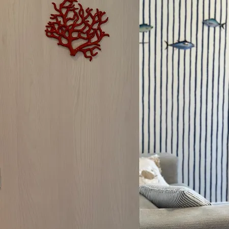 Shakespeare 121 *